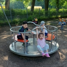 Der Kindergarten spielen im Prinzenpark.